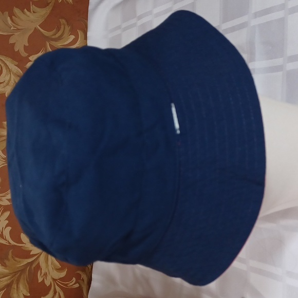 Kids Carter's Red Fisherman Jungle Animal Print Reversible Bucket Hat - Picture 4 of 4